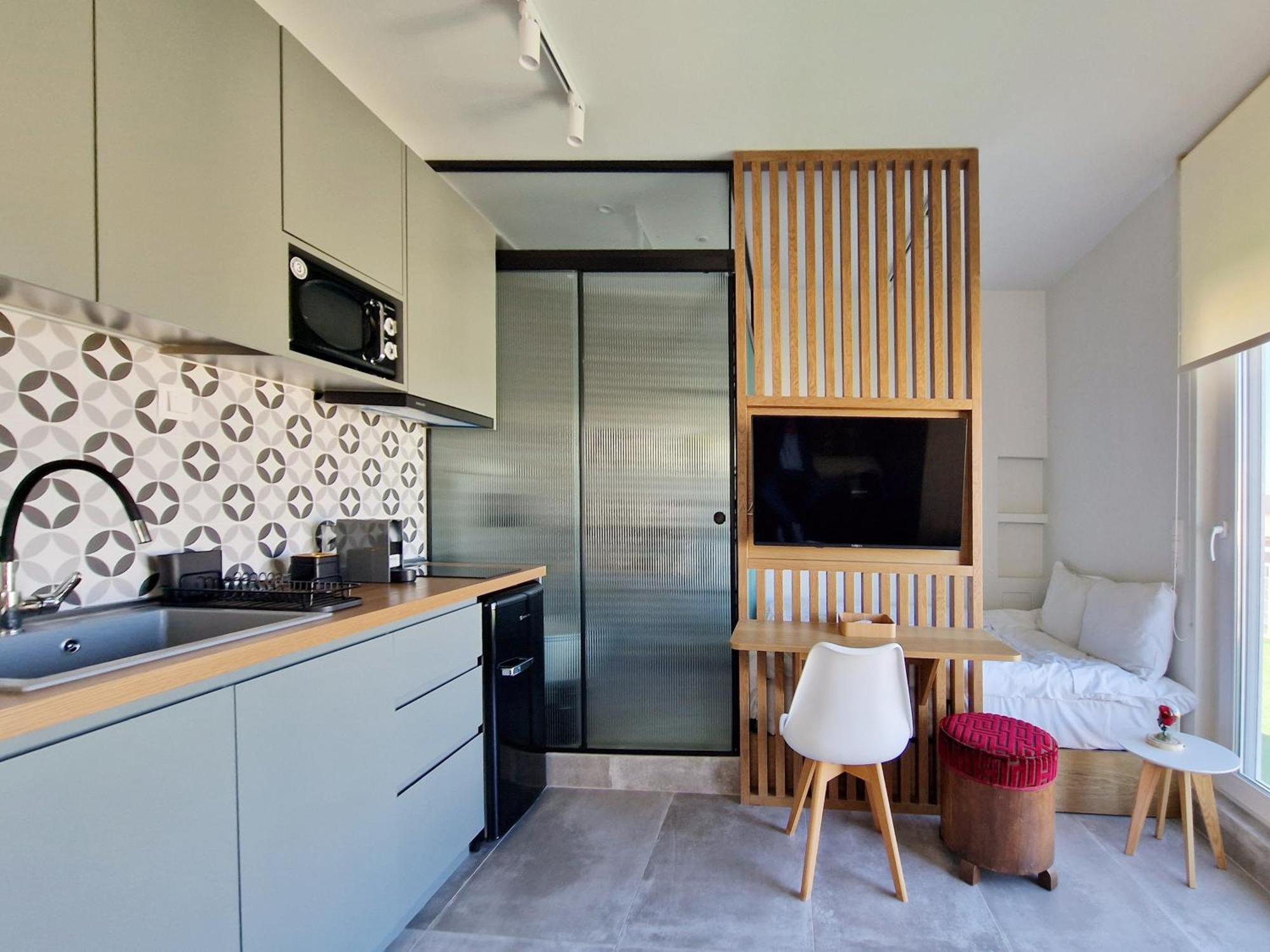 Small Elegant House Apartment